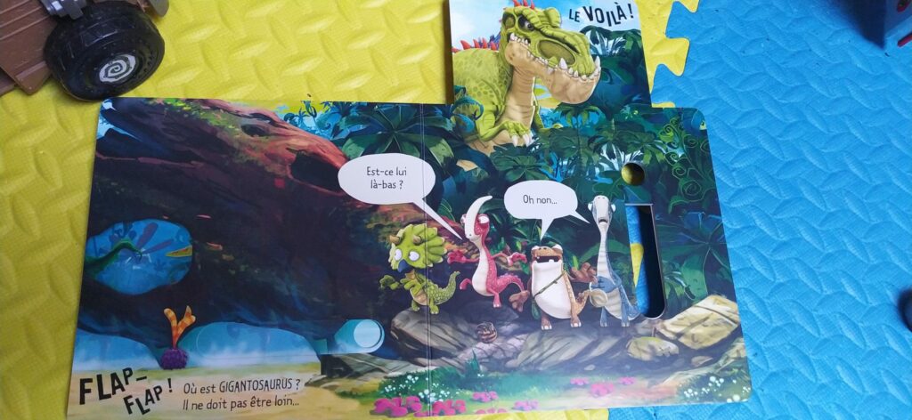 Page du livre Gigantosaurus - Où se cache Giganto ?